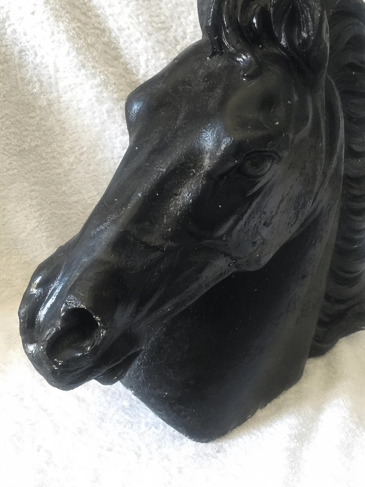 Neoclassical sculpture of horse in plaster, 50s 1357140