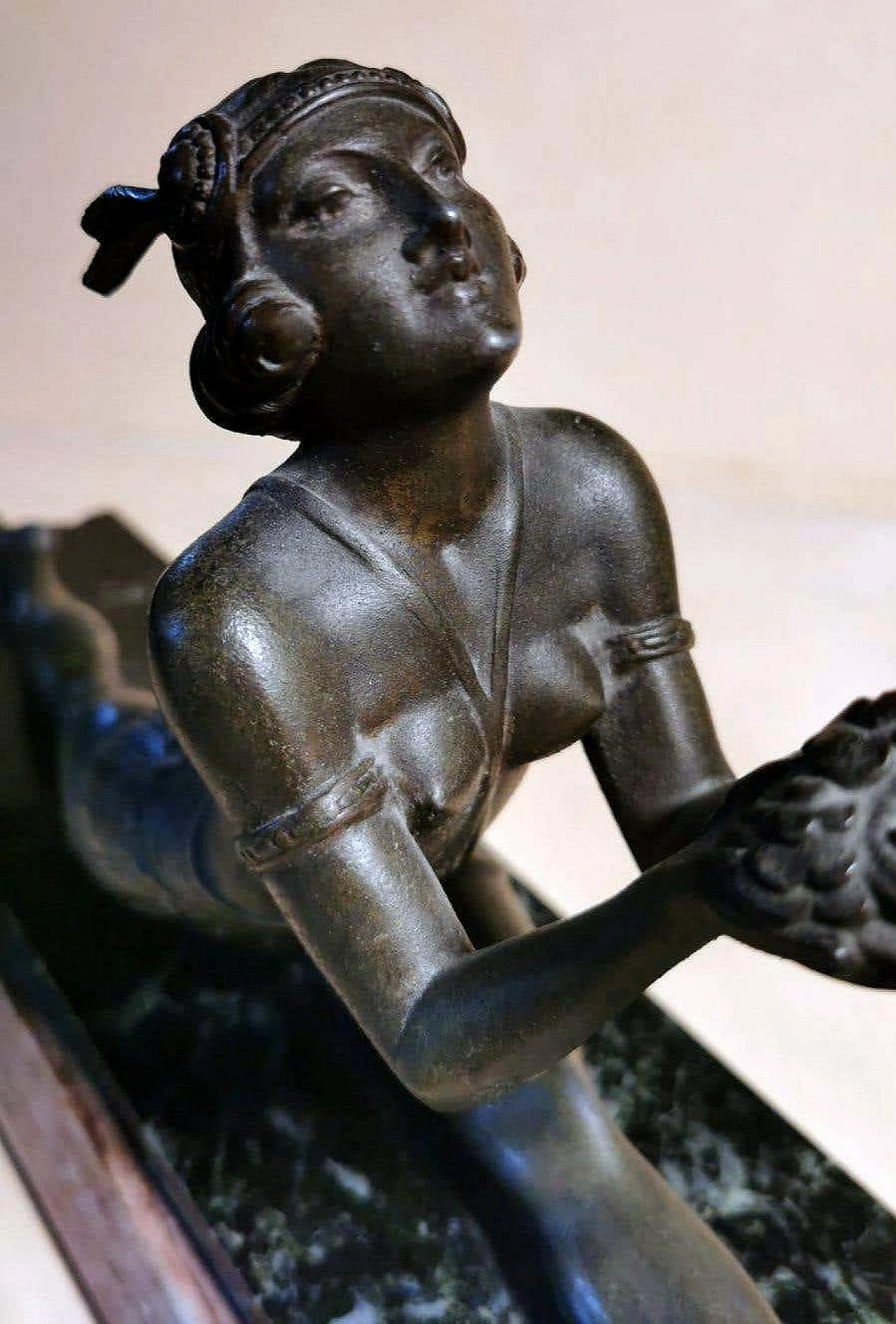 Art Noveau statuette of a young dancer in bronze with marble base, 1920s 1367454