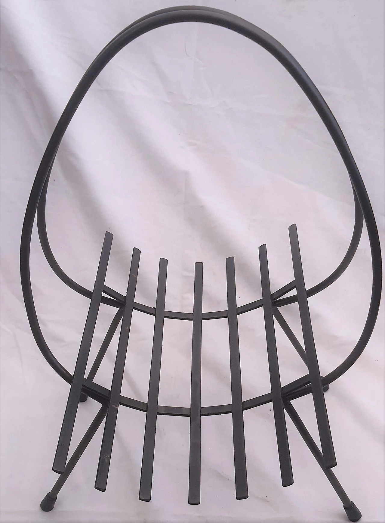 Metal magazine rack, 50s 1370520