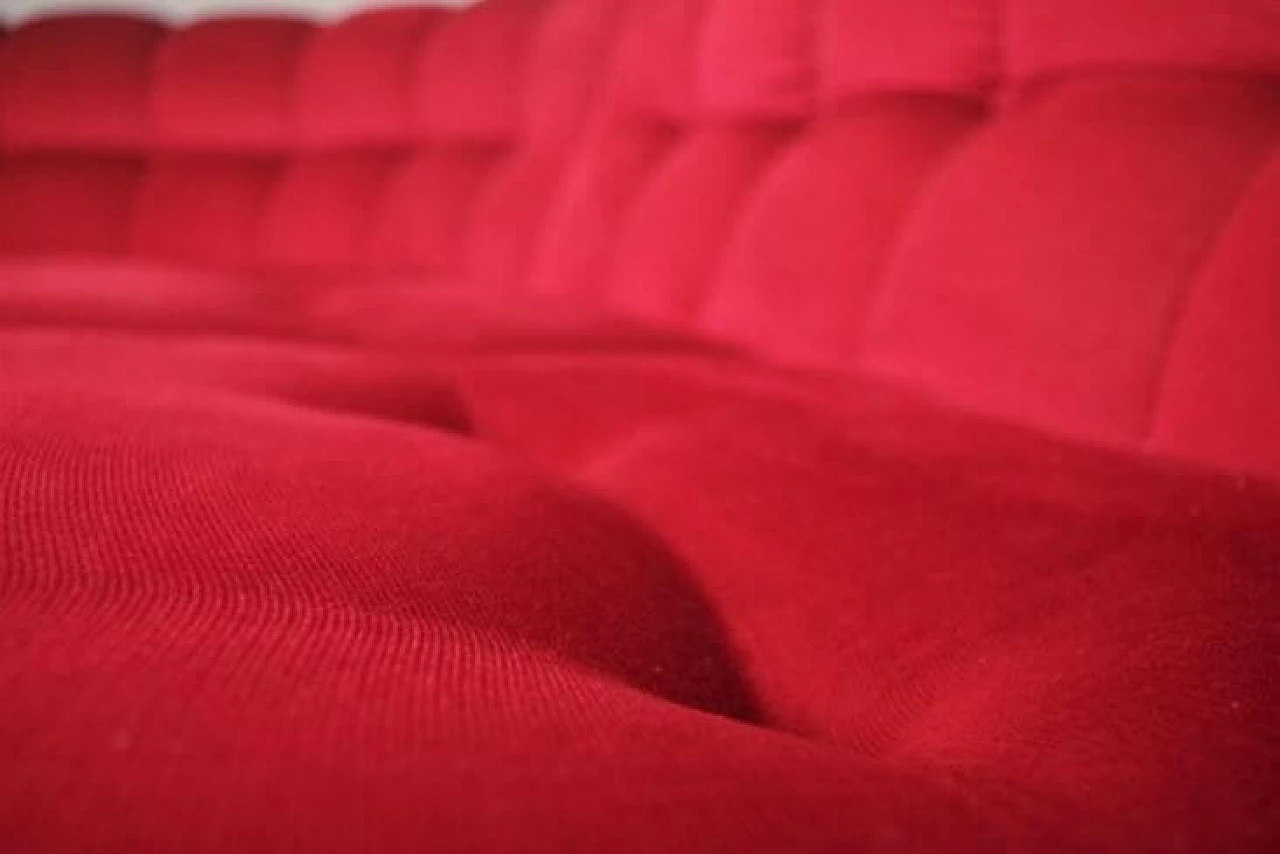 Red velvet sofa, 1970s 1371858