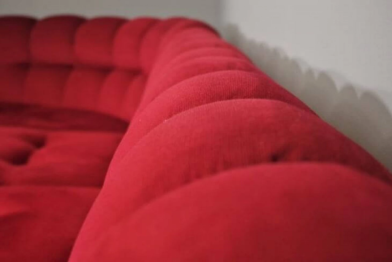 Red velvet sofa, 1970s 1371869