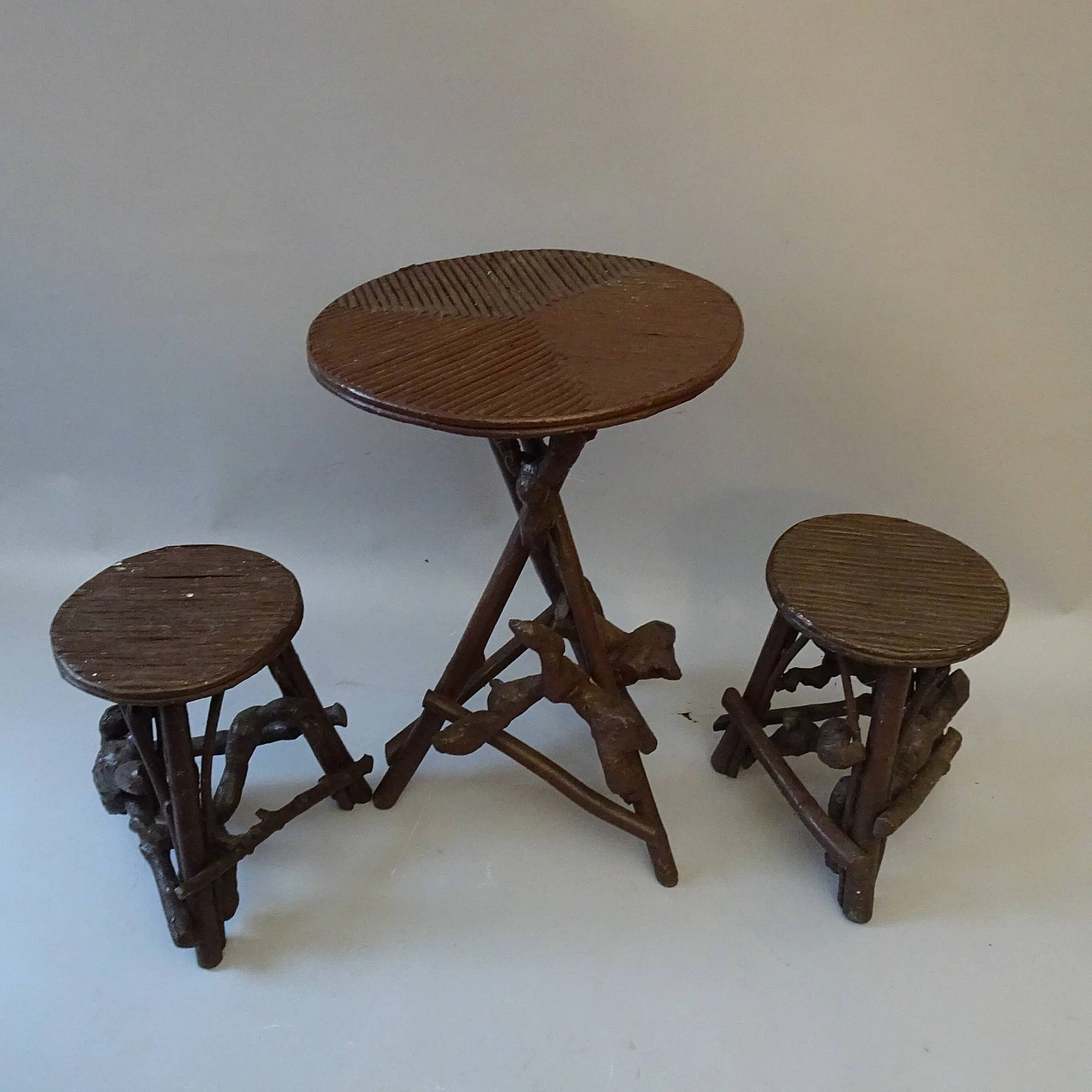 Coffee table and pair of stools in wood and bamboo, 1930s 1378219