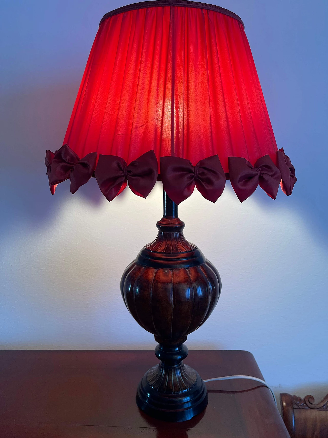 Table lamp with burgundy shade, 2000s 1380273