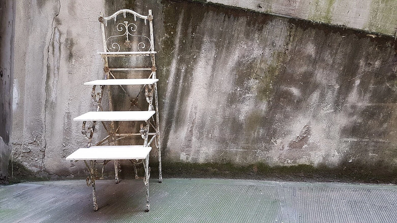 Marble and wrought iron shelf display, 19th century 1387689