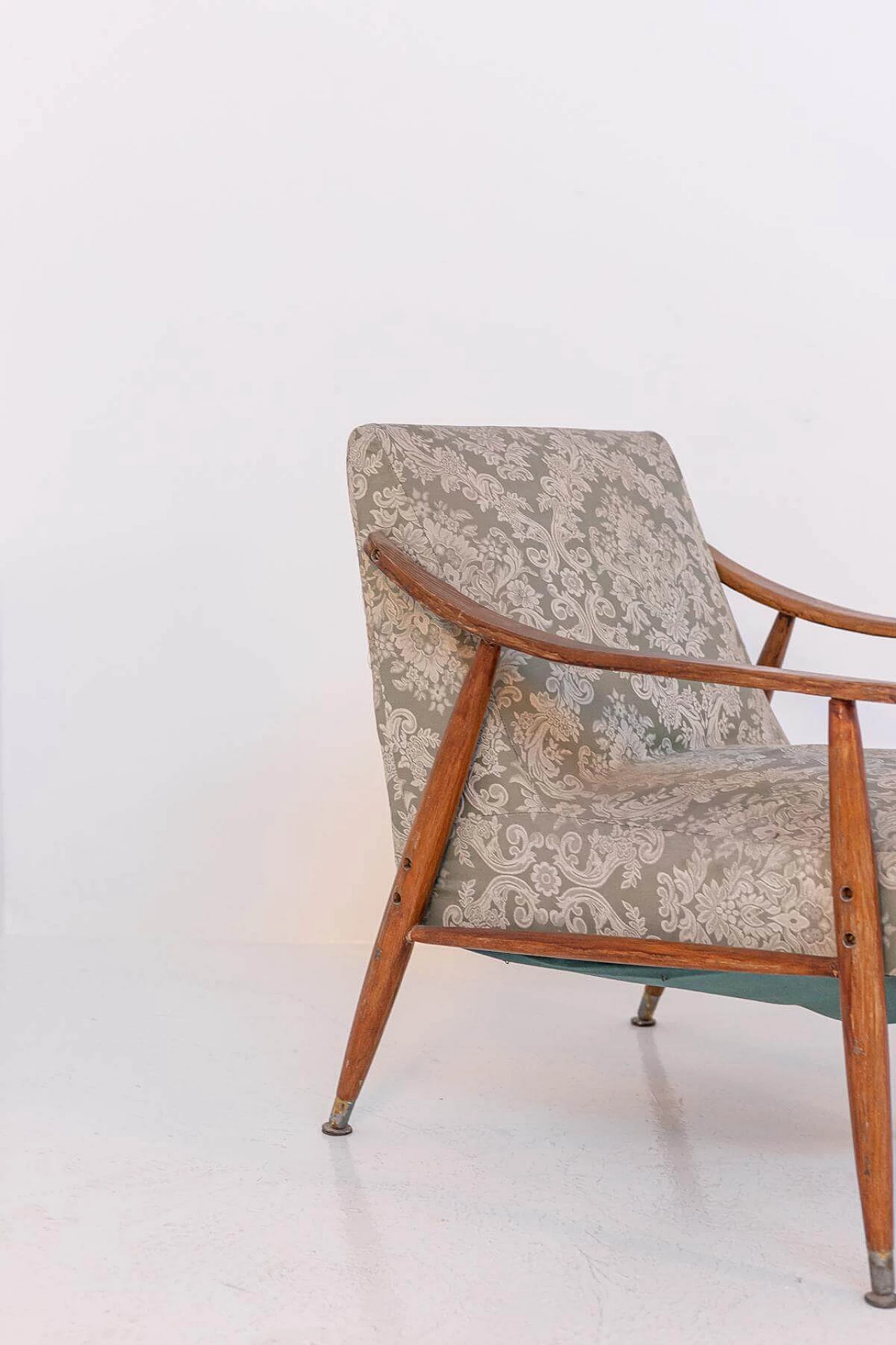 Wooden armchair with damask fabric cover, 1950s 1399226