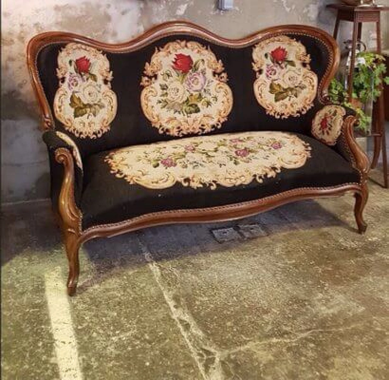 2 Seater sofa with floral embroidery, 1950s 1403223