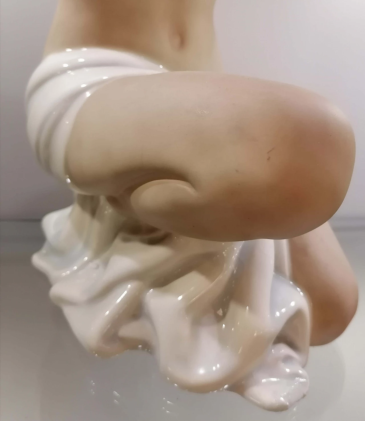 Scultura di Nudo con conchiglia in ceramica Bigi della ditta Lenci, anni '40 1444596