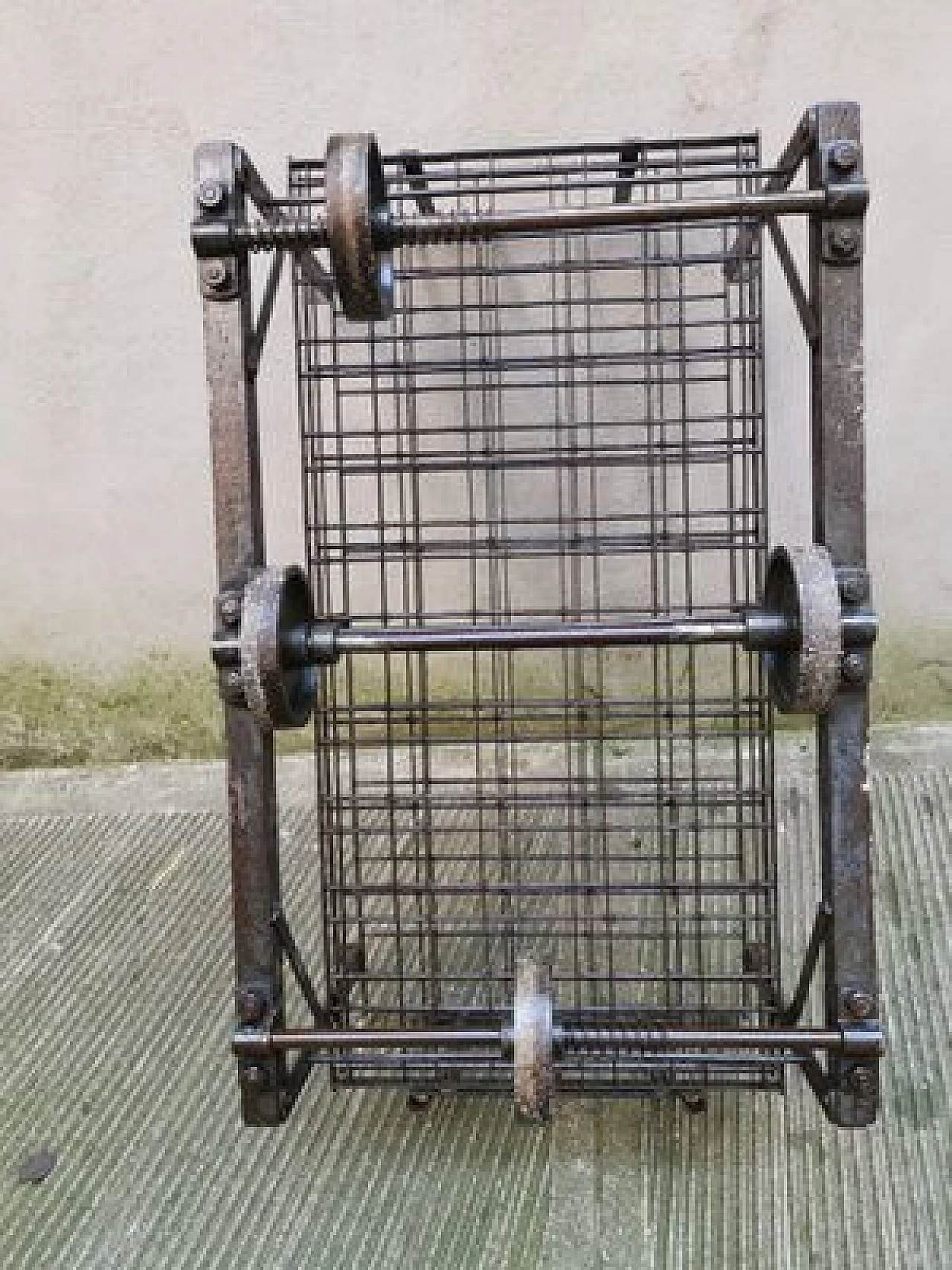 Carrello elevatore francese in ferro, anni '50 1446379