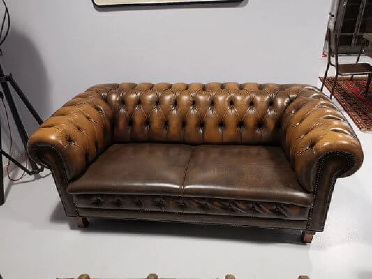 English Chesterfield leather sofa, 1960s 1446392