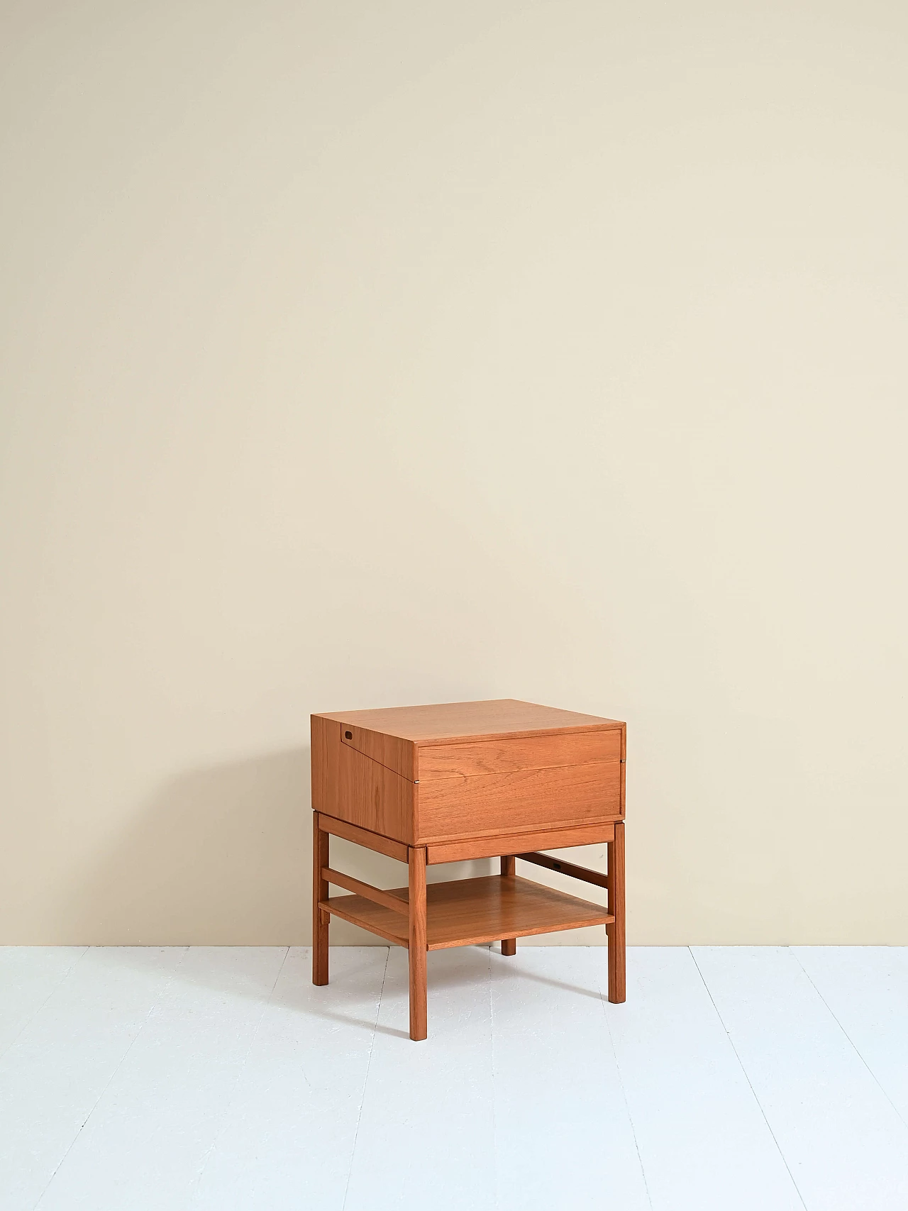 Square coffee table with storage compartment, 1960s 1448595