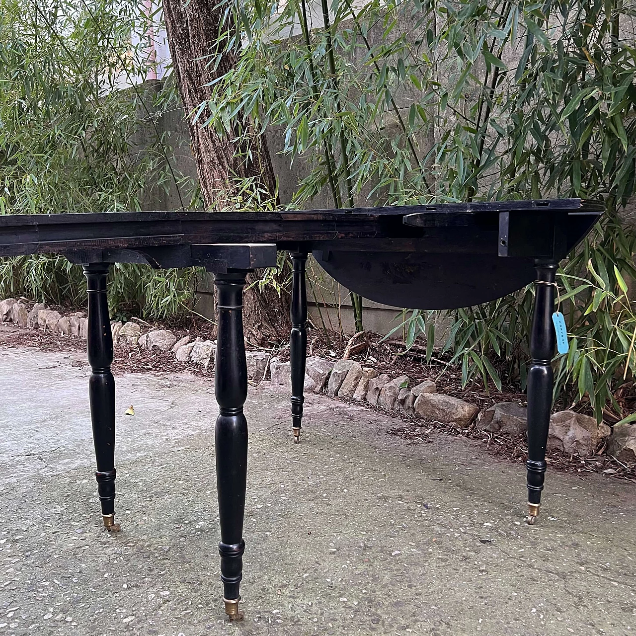 Ebonised mahogany extending table, 19th century 1469163