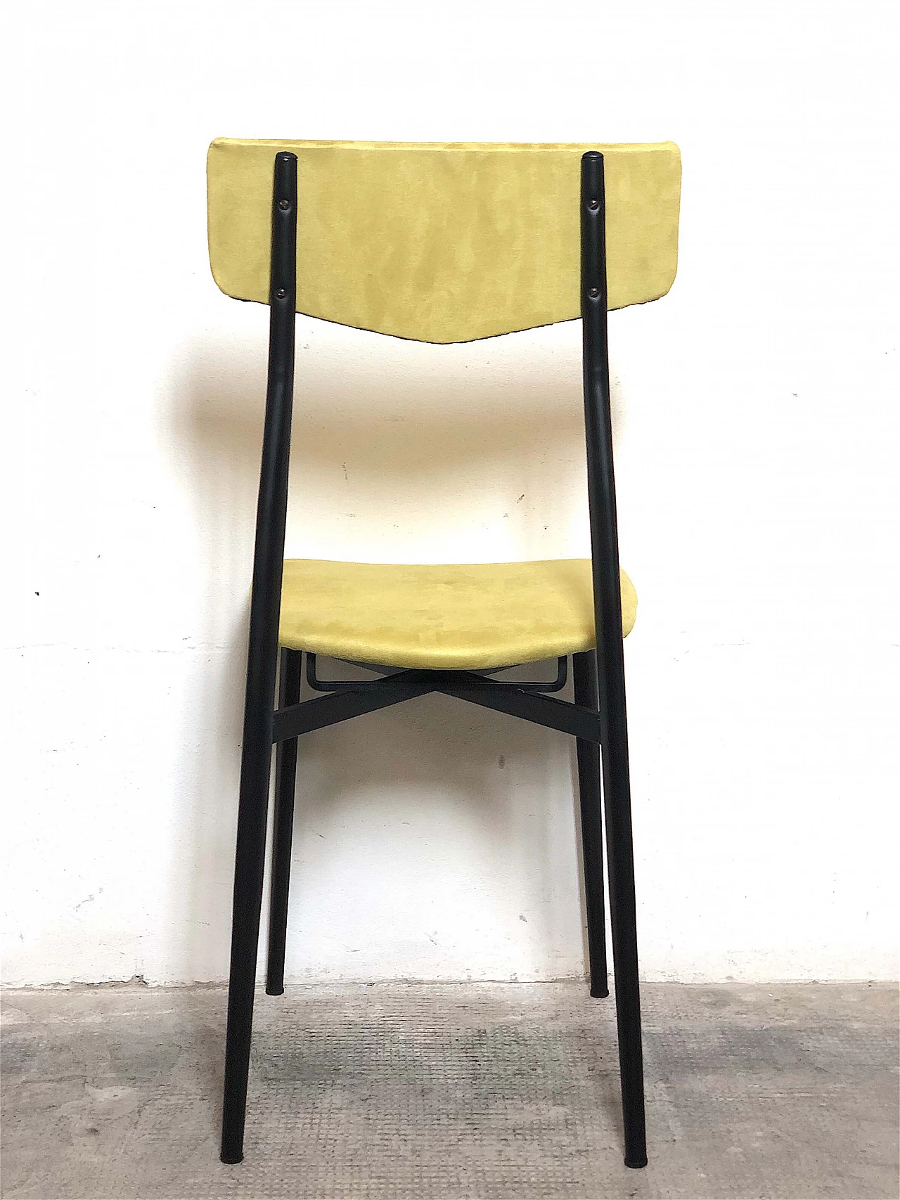 6 Metal and yellow microfibre chairs, 1960s 1479250