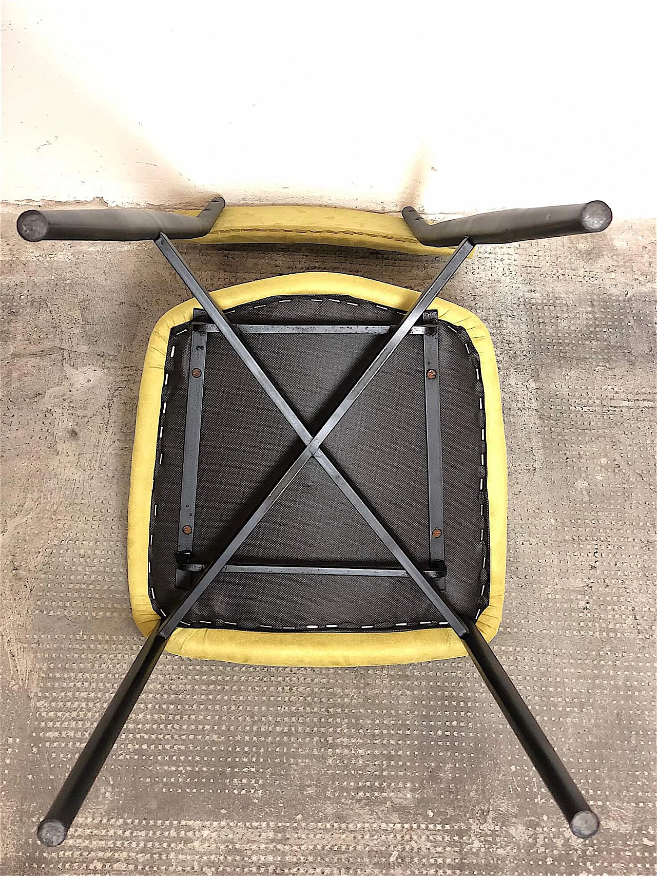 6 Metal and yellow microfibre chairs, 1960s 1479252