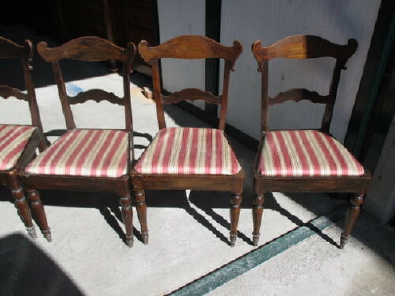 6 Charles X chairs in walnut and sycamore, mid 19th century 1