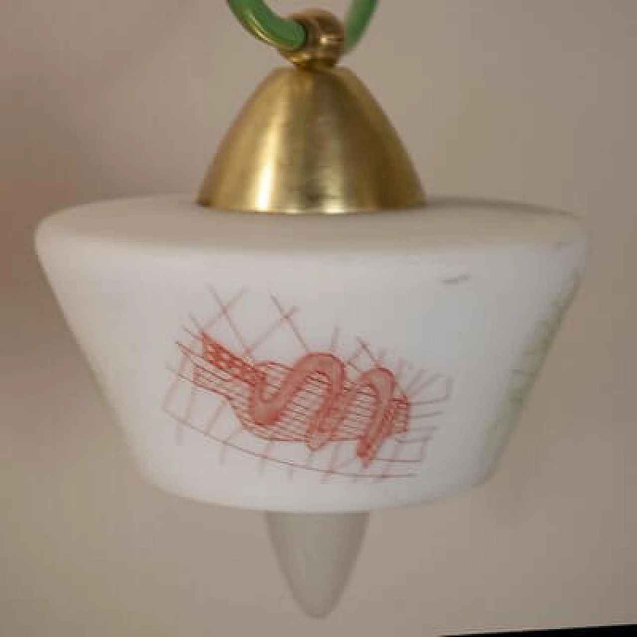 Lampadario in ottone e diffusore in vetro opalino, anni '60 4