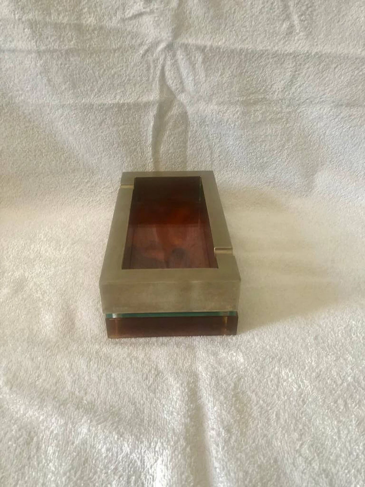 Bauhaus-style ashtray in lucite and chrome, 1960s 10