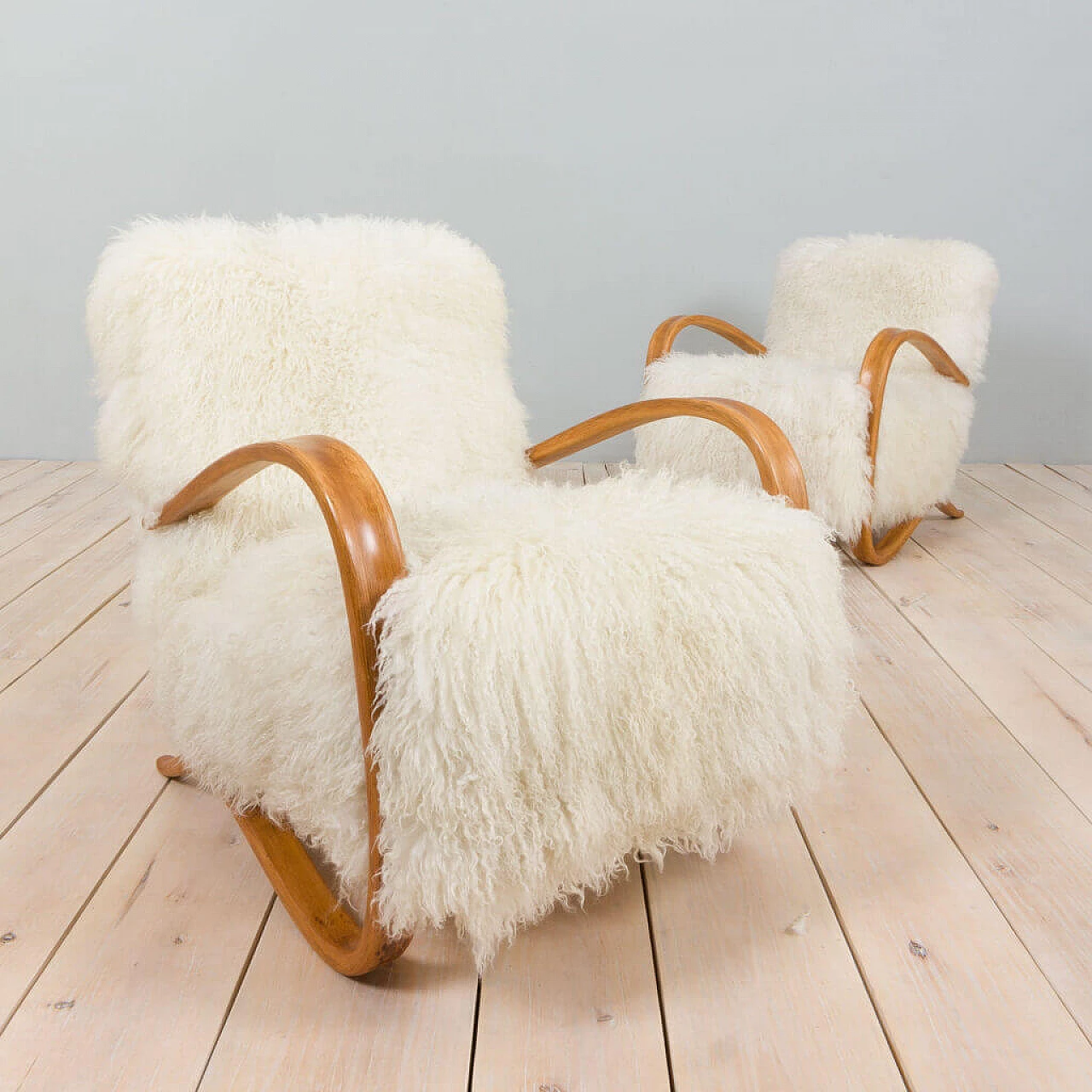 Pair of Jindrich Halaba sheepskin armchairs 269, 1930s 5