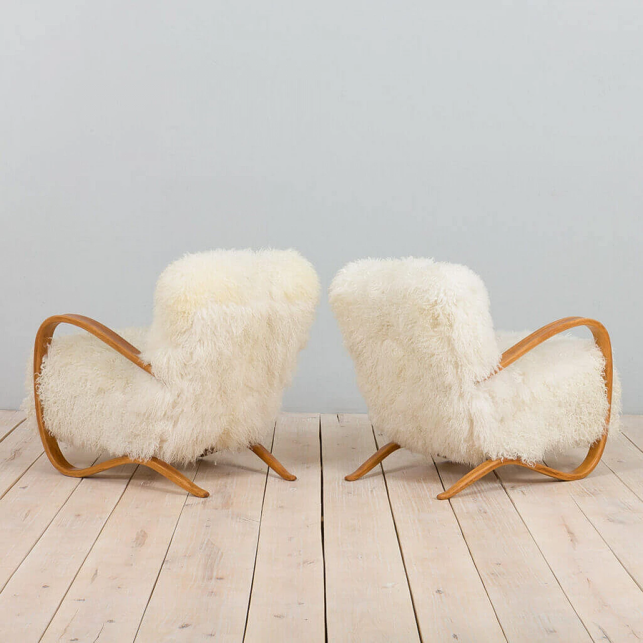 Pair of Jindrich Halaba sheepskin armchairs 269, 1930s 7