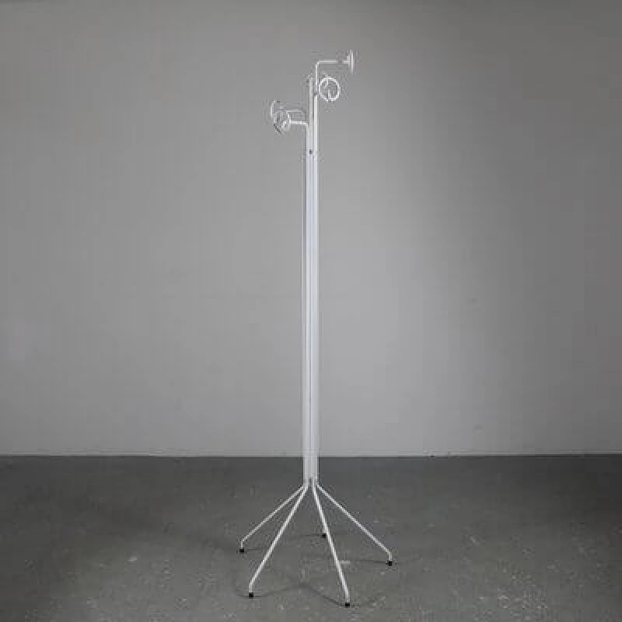 White lacquered metal coat rack, 1970s 8