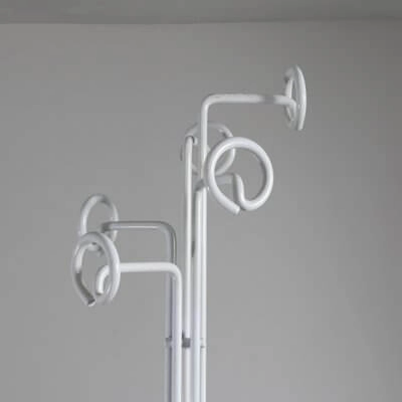 White lacquered metal coat rack, 1970s 11