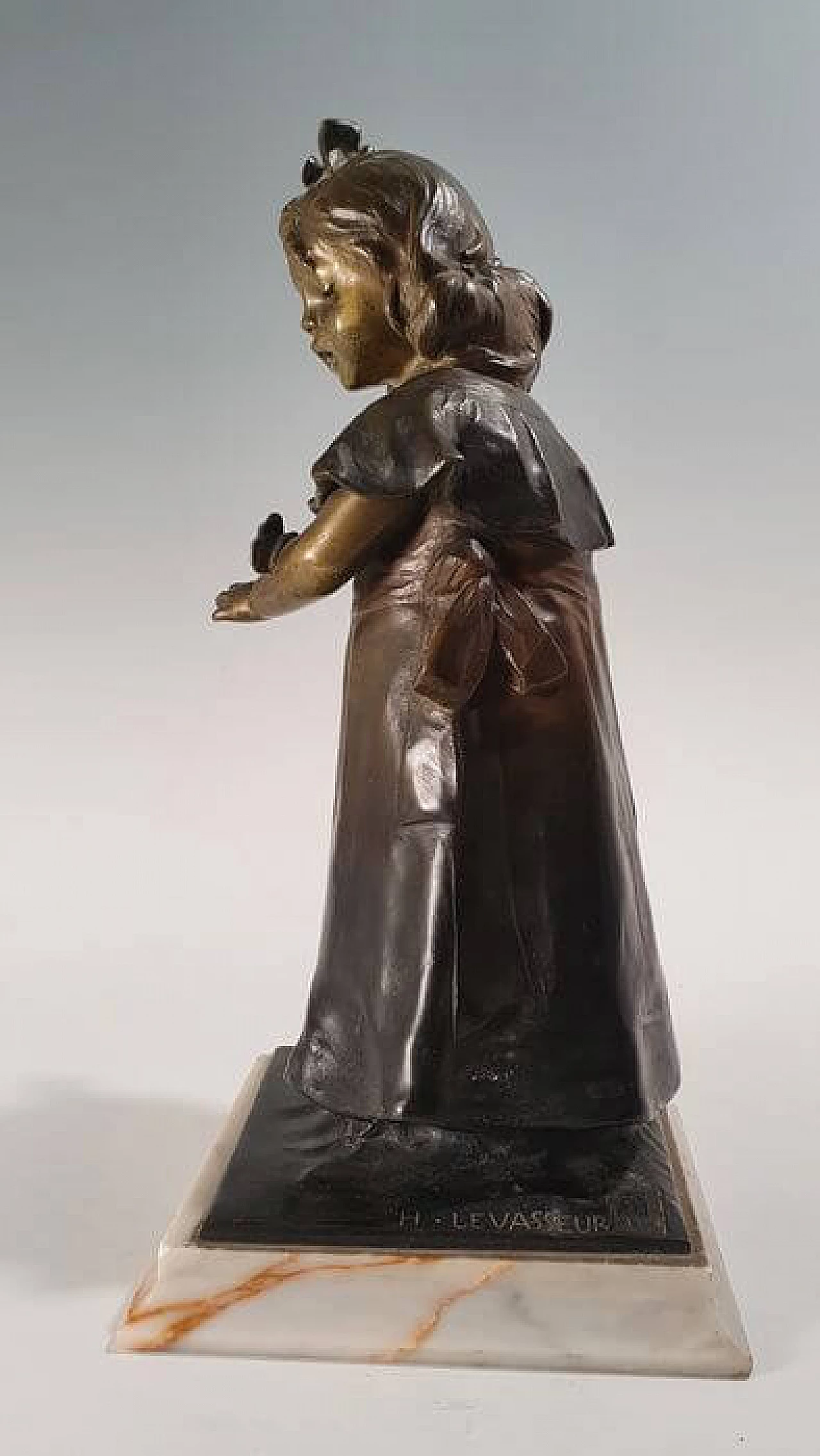 Scultura in bronzo di fanciulla di Levasseur Henri Louis, '800 5