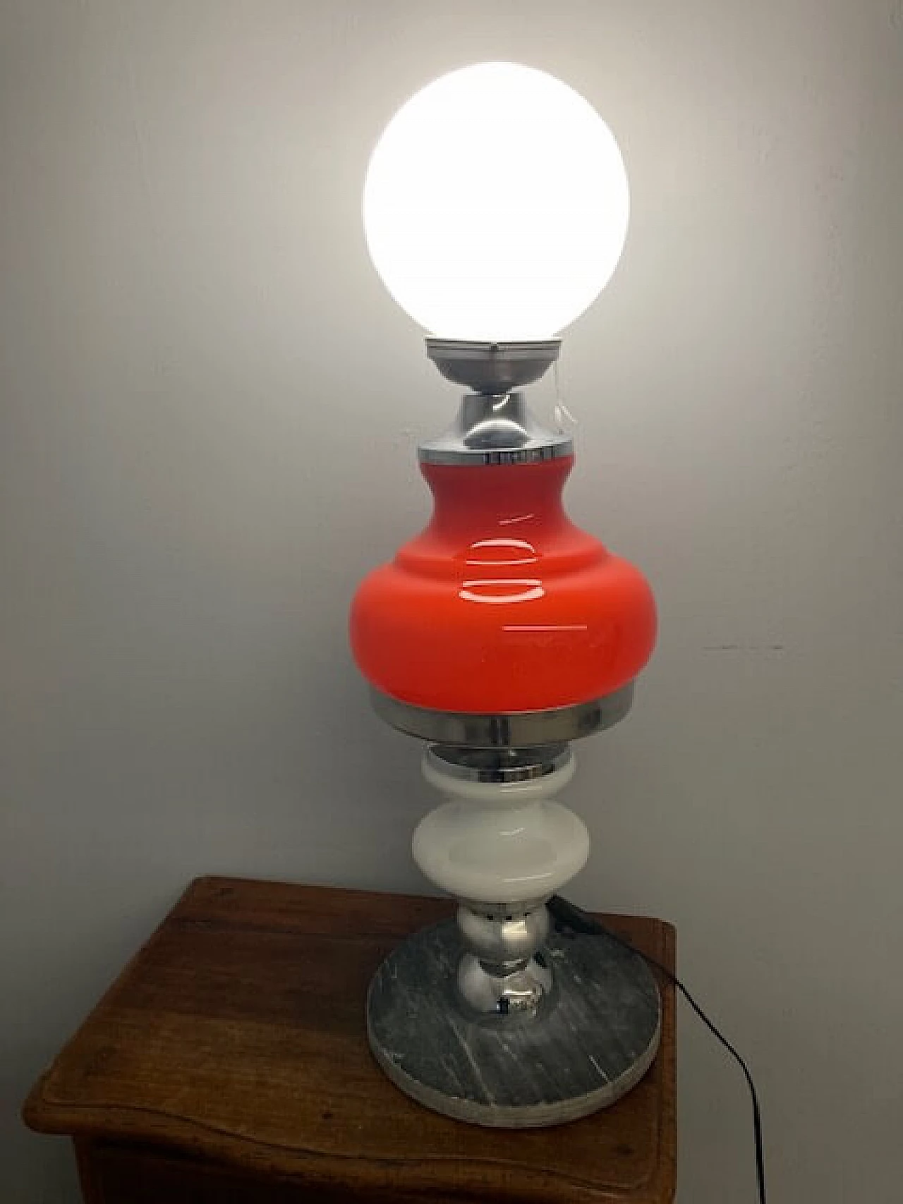 Red and white Murano glass lamp, 1960s 2