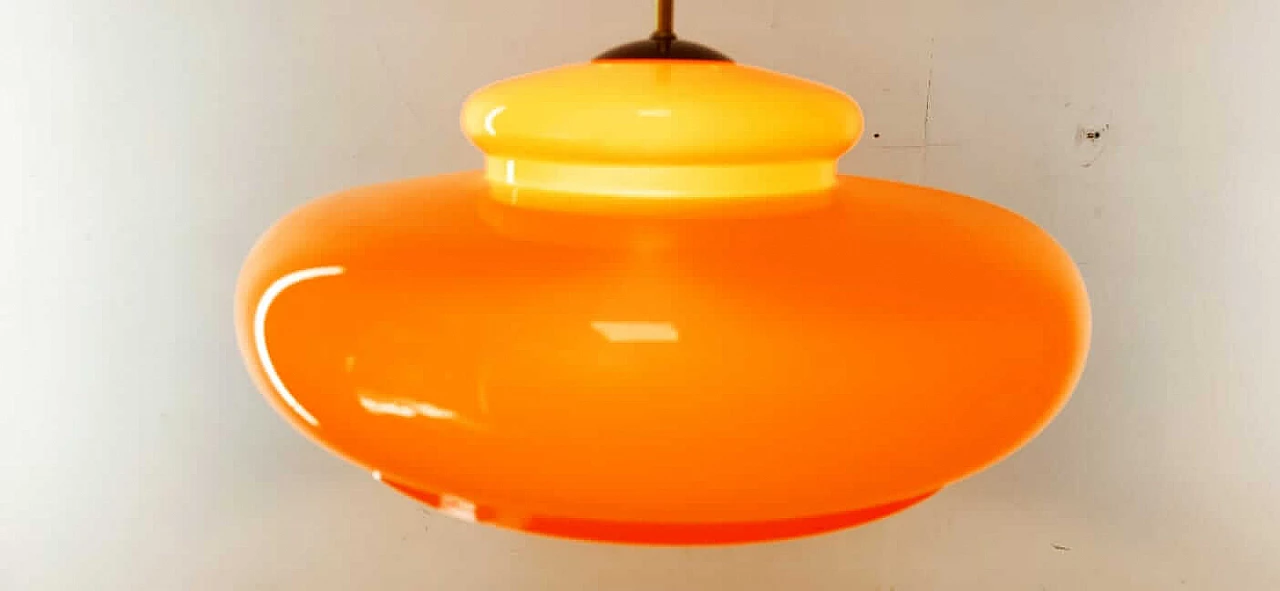 Lampadario con asta in ottone, anni '70 3