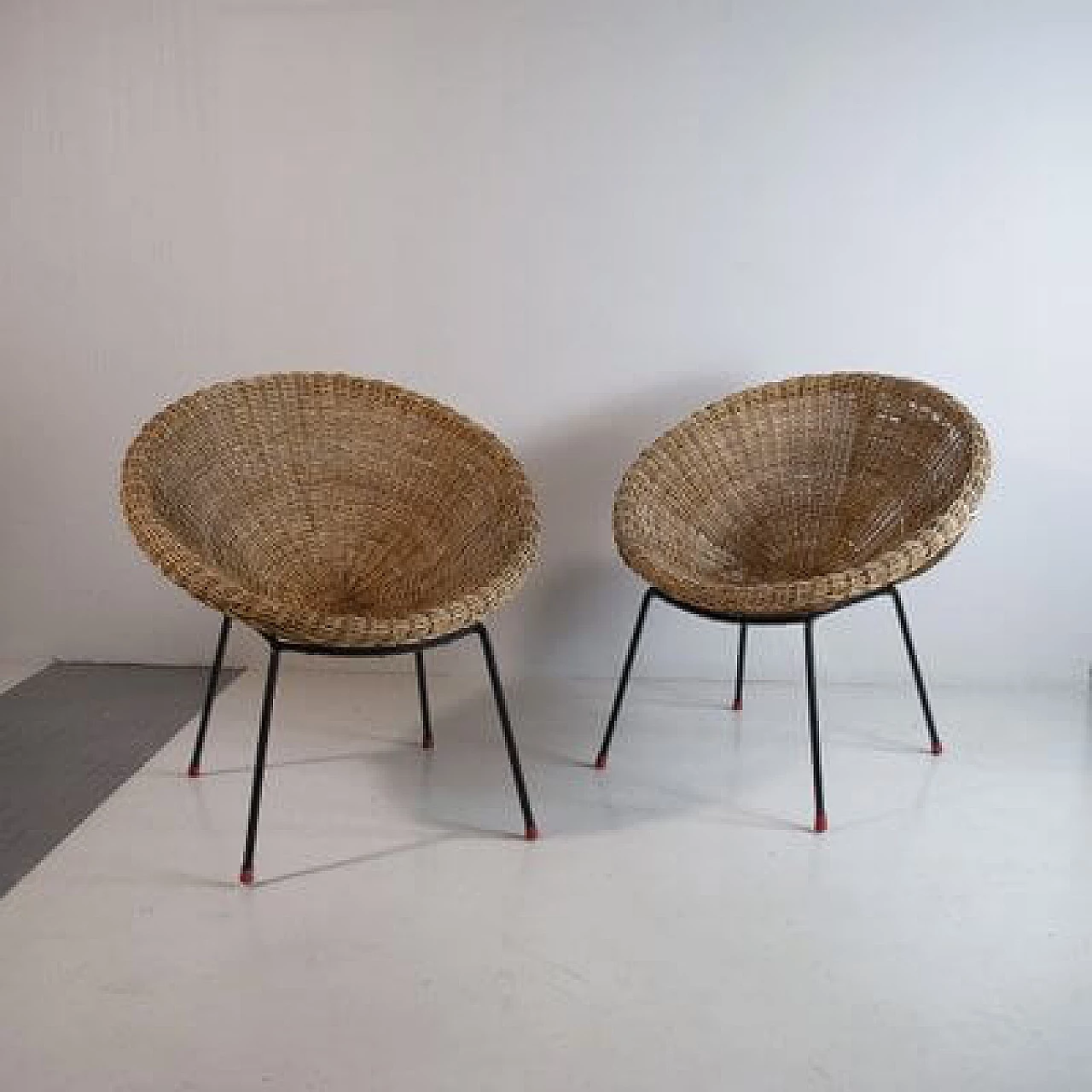 Pair of wicker Egg chairs, 1950s 1