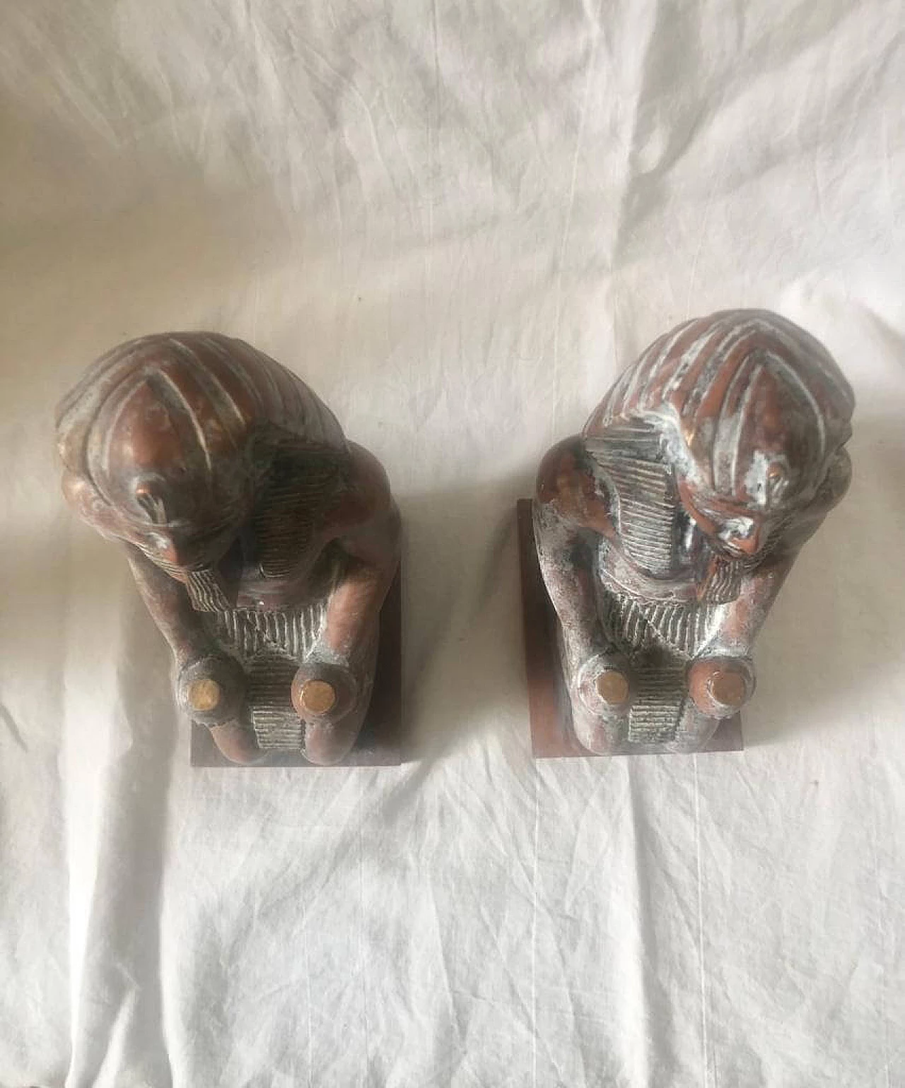 Pair of hand-carved Art Deco' sculptures of Egyptian Pharaohs in wood, 40s 13