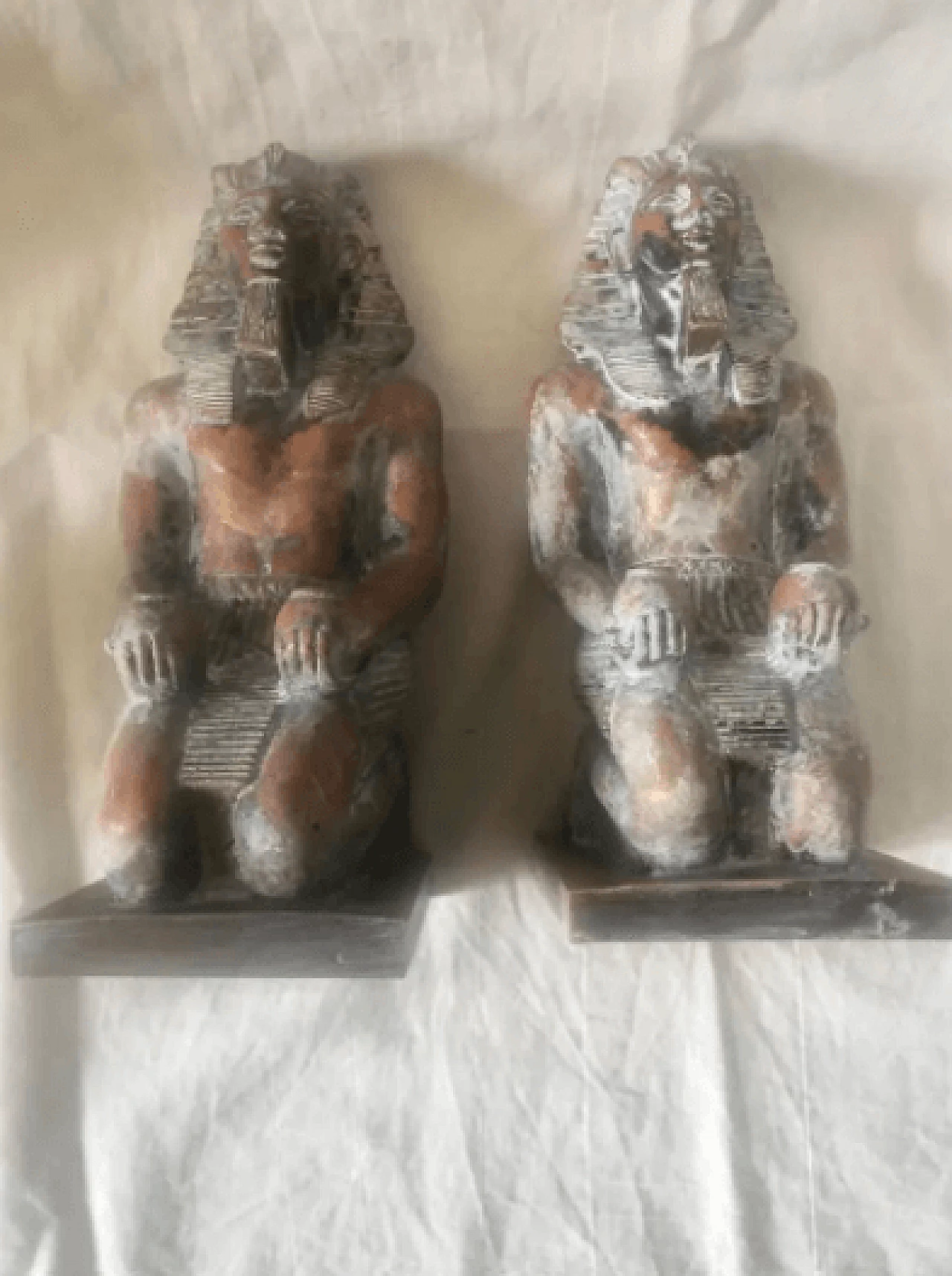 Pair of hand-carved Art Deco' sculptures of Egyptian Pharaohs in wood, 40s 22