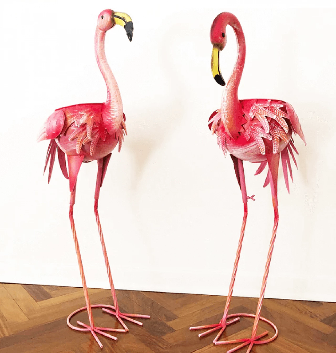 Pair of flamingo-shaped pot holders made of metal 7