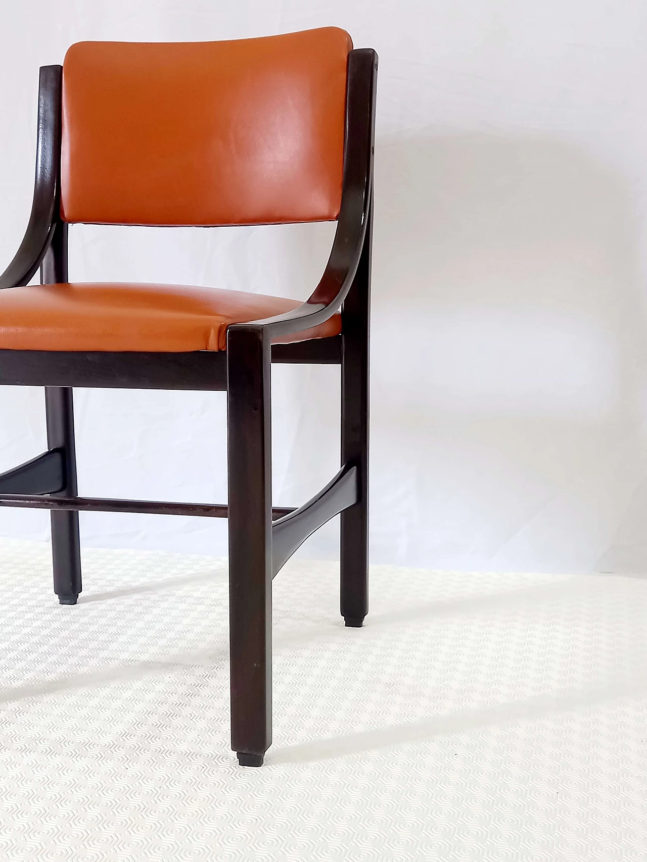 6 Orange and rosewood leather dining chairs, 1970s 29