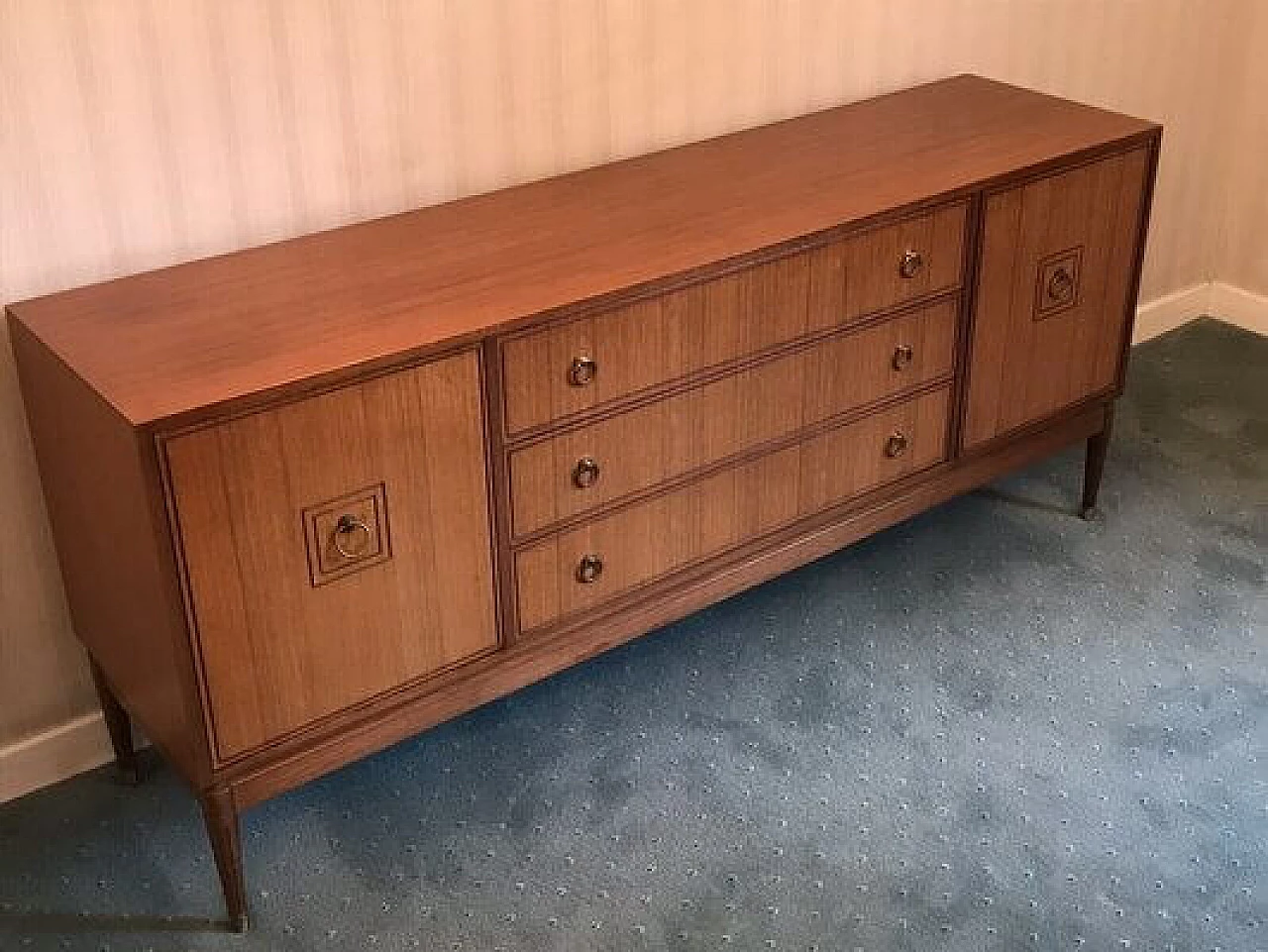 Sideboard in wood by Greaves & Thomas, 1962 3