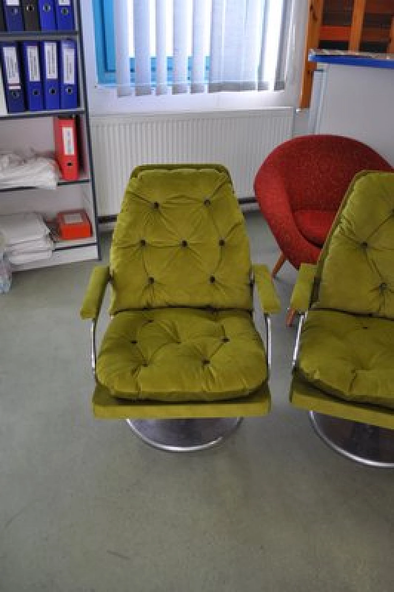 Pair of armchairs and sofa in green fabric, 1960s 4