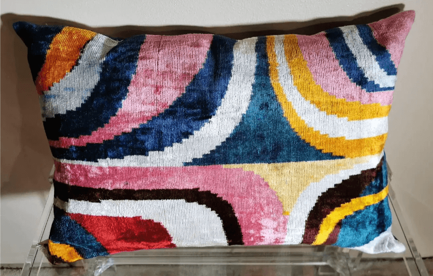 Cuscino rettangolare per divano in seta ikat - cm 54 x cm 36