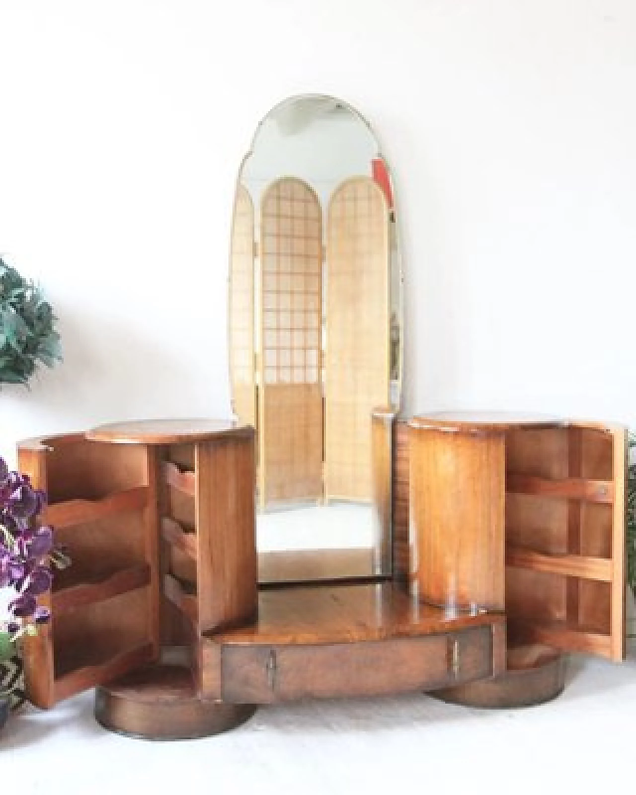 Art Deco dressing table with mirror by Shrager Brothers Masterpiece Furniture, 1930s 5