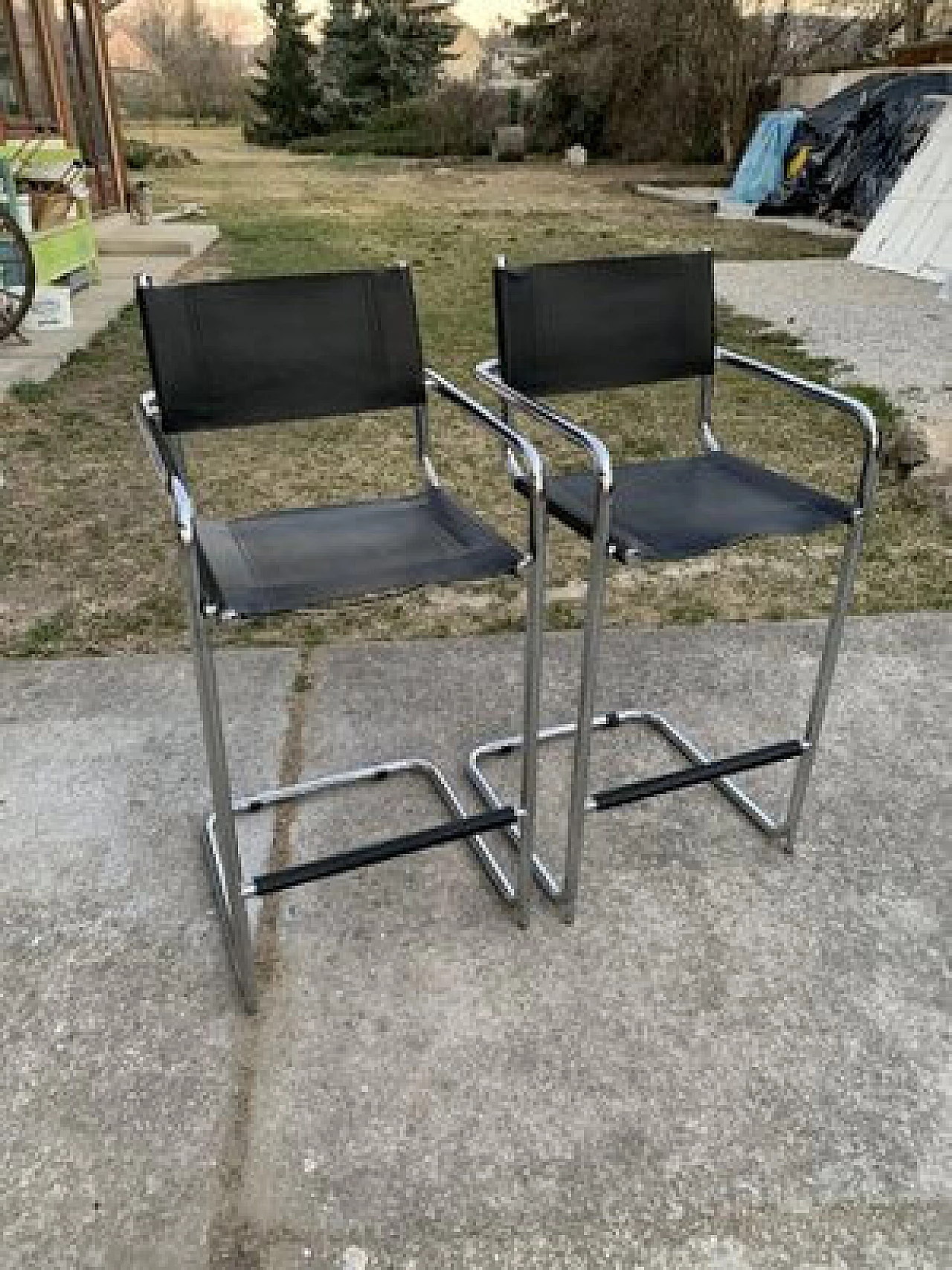 Pair of tubular chairs in black leatherette, 1970s 5