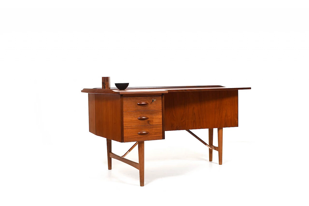 Boomerang desk manufactured by Peter Løvig Nielsen, 1950s 2