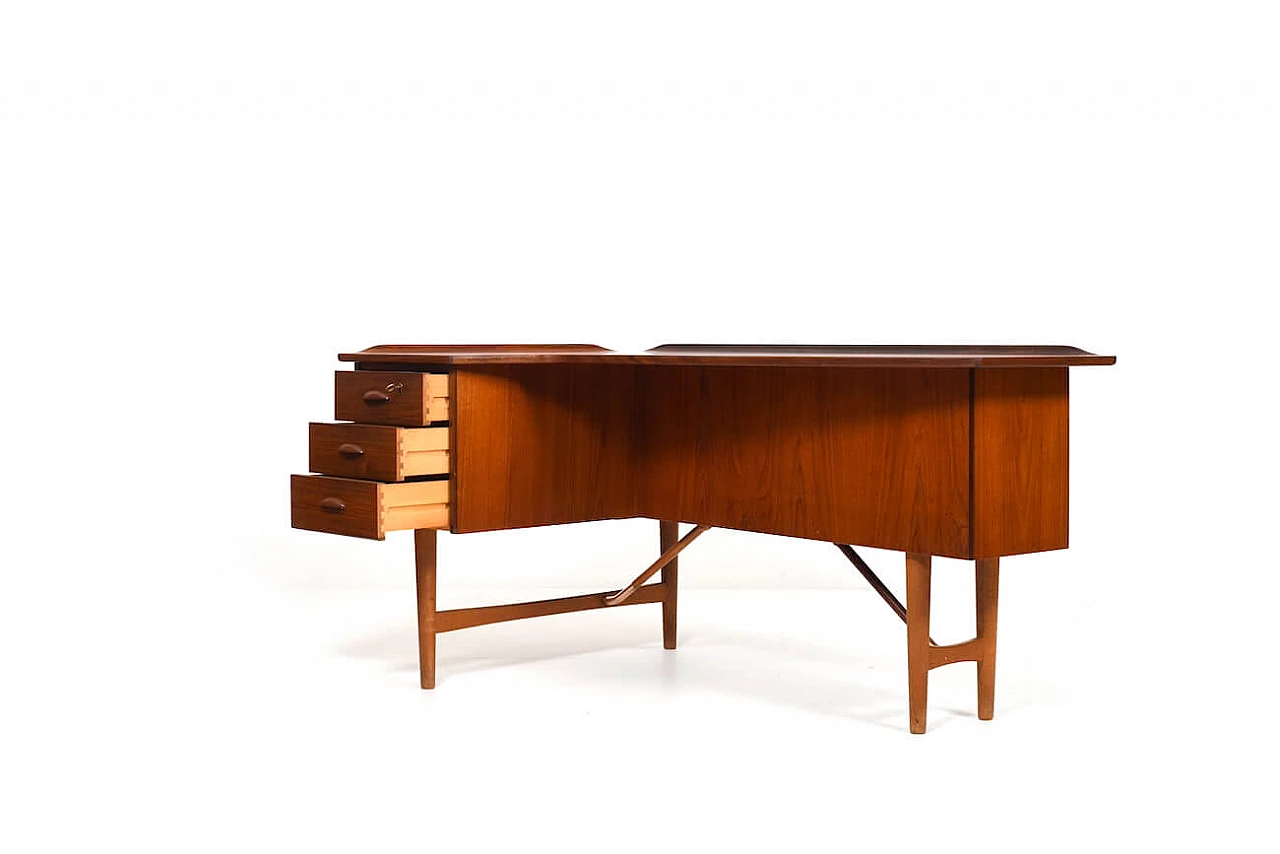 Boomerang desk manufactured by Peter Løvig Nielsen, 1950s 7