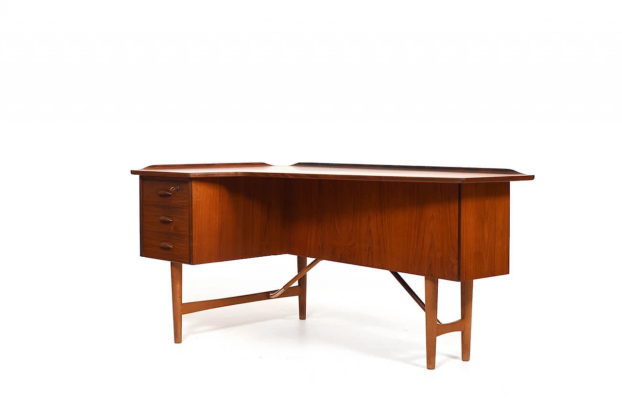 Boomerang desk manufactured by Peter Løvig Nielsen, 1950s 8