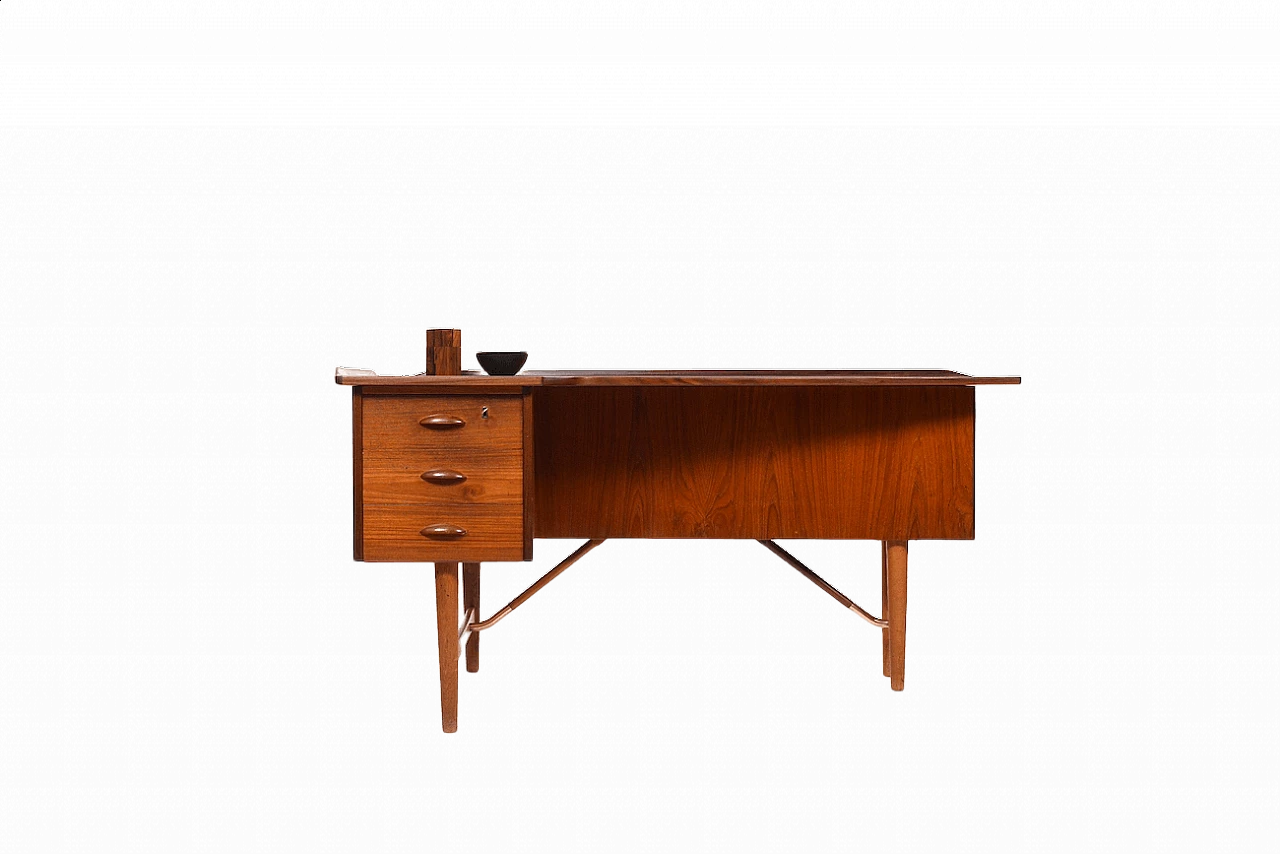 Boomerang desk manufactured by Peter Løvig Nielsen, 1950s 13