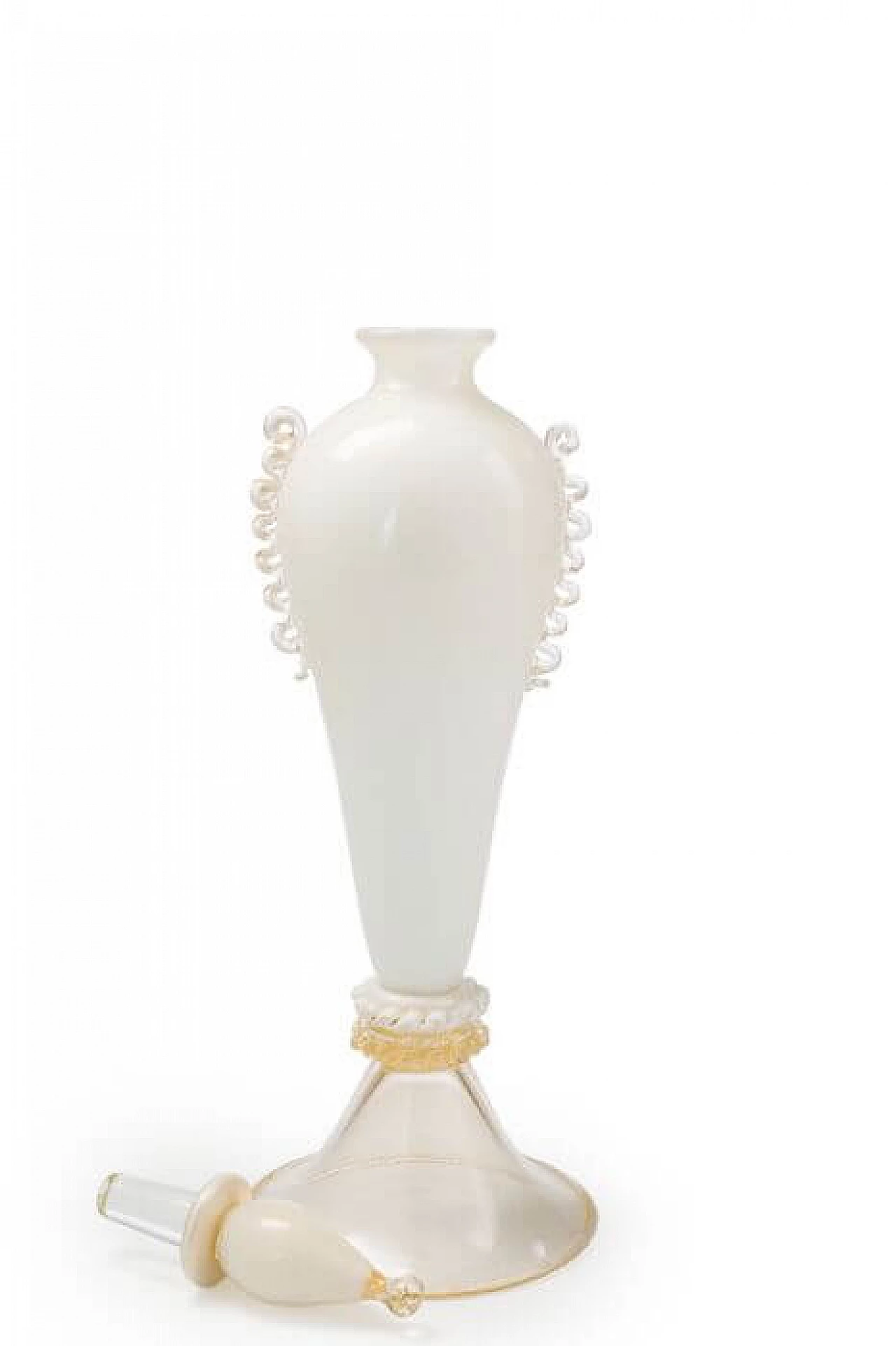 Vase made of white Murano glass and 24 kt gold 2