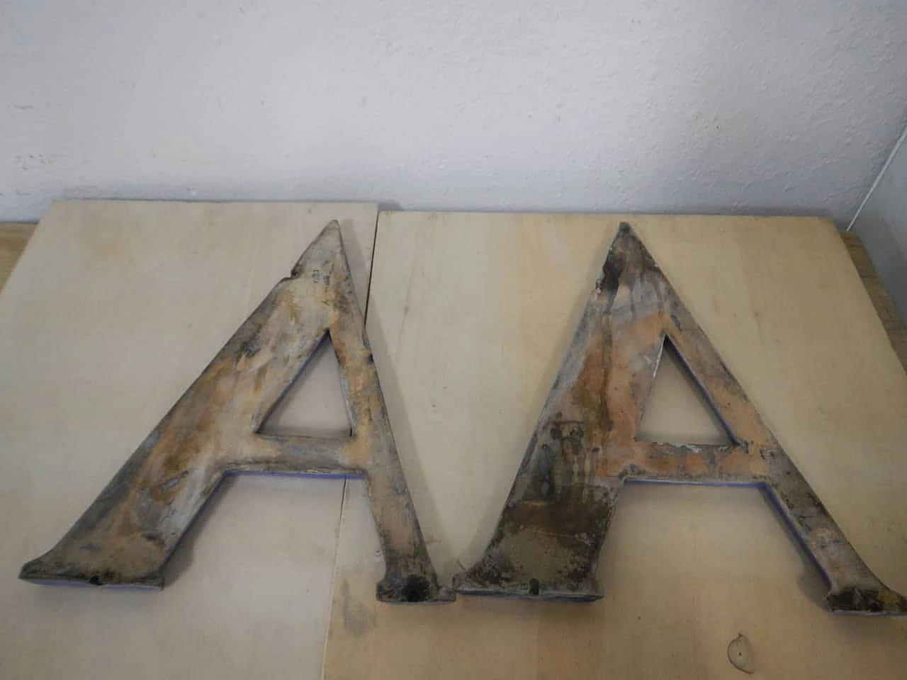 Letter A in terracotta by G Gregorj Treviso, 1940s 5