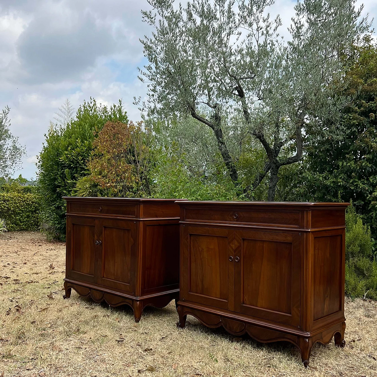 Pair of Italian walnut and briarwood sideboards, 19th century 1251928