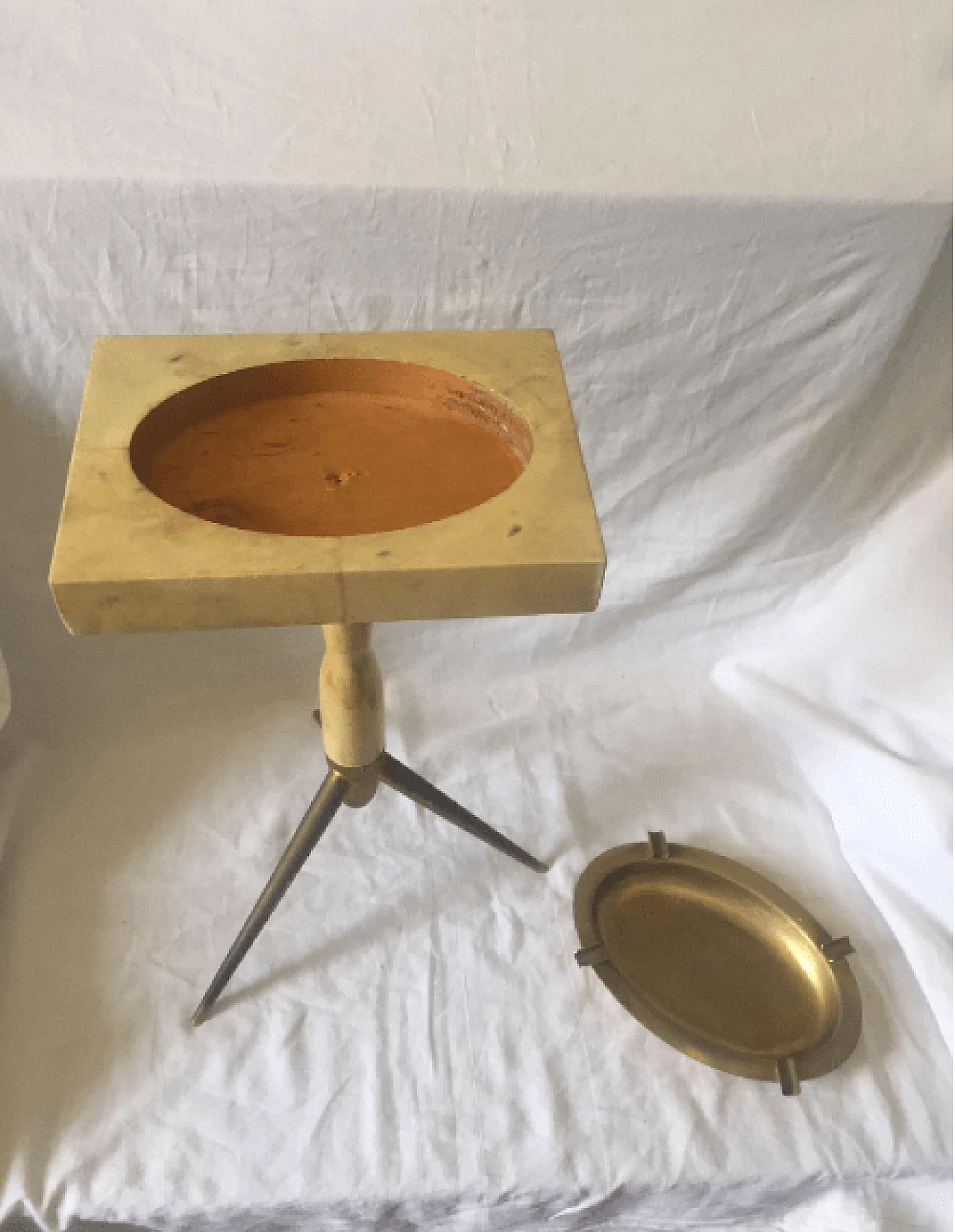 Column ashtray in wood and brass, 1950s 5