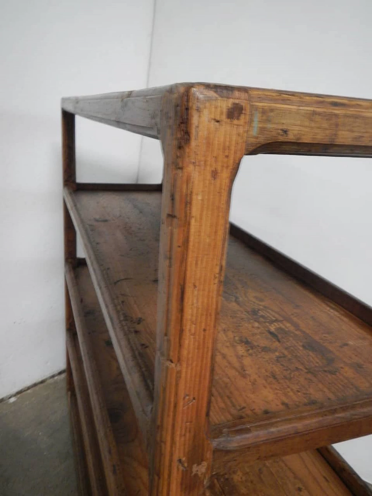 Shoemaker's shelf with wheels in oak, 1920s 4