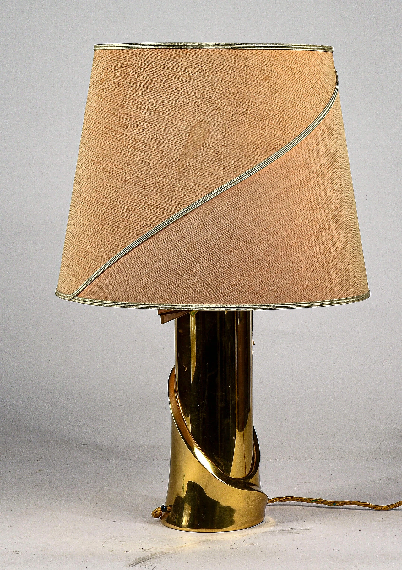 Metal and brass table lamp Luciano Frigerio style, 1970s 4