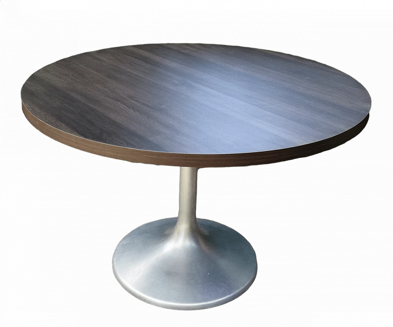 Round table in Tulip style in satin-finished steel 10