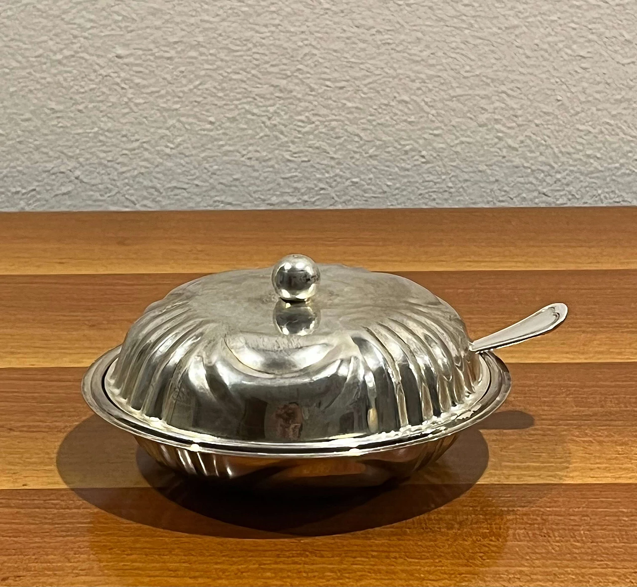 Silver-plated bowl with lid and spoon, 1940s 6