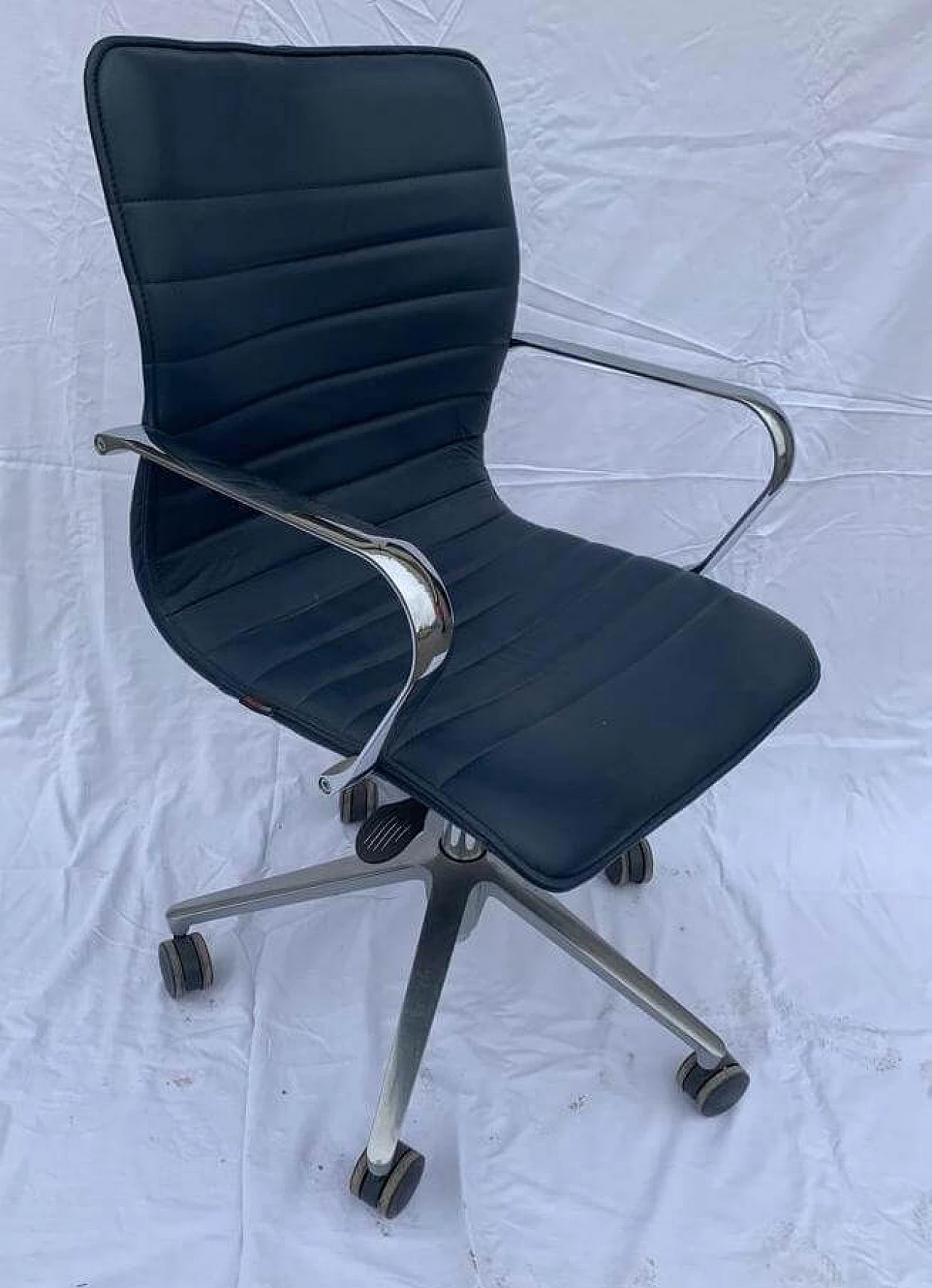 12 ICE office chairs for Quinti, 2000s 2